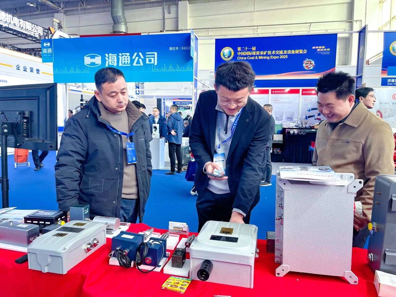 展會(huì)回顧 | 智火柴亮相國(guó)際煤炭采礦展,以油液監(jiān)測(cè)技術(shù)賦能礦山高效運(yùn)營(yíng) 圖3